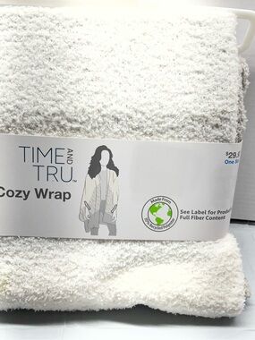 Time and Tru Plush Cozy Wrap Blanket - White